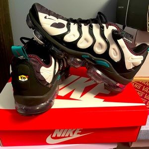 ken griffey jr. x air vapormax plus 'spider-man catch'